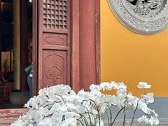 -龙华寺