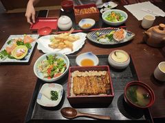 -翔峰炭火鳗鱼(悦泰街里公寓店)