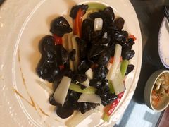 -哈啾嗨·新概念蒙餐(红星新城店)