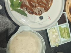 -紫光园·烤鸭·北京菜(团结湖店)