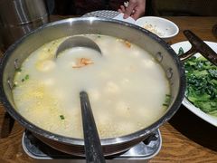 -湘力力小院·鱼汤泡饭(枫林路店)