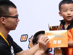 -八爪矩阵极限运动馆·儿童平衡车·感统训练(南海子公园校区)