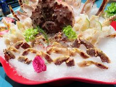 -靓海海鲜火锅(水上湖边观景店)