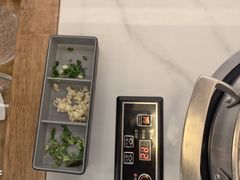 -喃喃椰·糟粕醋·椰子鸡火锅(七堡花园店)