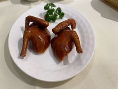 玻璃脆皮乳鸽-利苑酒家(金宝店)