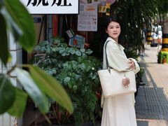 -溪岸路花鸟市场