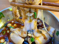 -鸿顺老铁锅美蛙鱼府(解放碑店)
