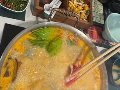 -椰子湾·海南火锅·糟粕醋·椰子鸡(正大广场店)