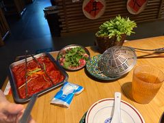 -洱火云南酸菜牛肉火锅(石景山当代商城店)