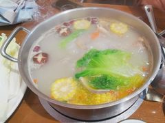 滋补药膳猪肚鸡打边炉-广州海鲜酒楼(长丰园店)