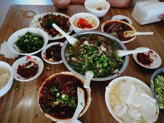 -小杨翘脚牛肉