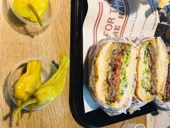 -The Habit Burger Grill 哈比特汉堡(复兴soho店)