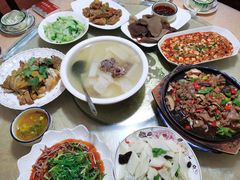 -洪霞餐馆