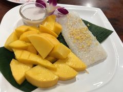 -Dang restaurant (patong phuket)