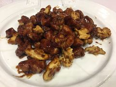 酱爆鸡丁-东兴楼饭庄(六里桥店)