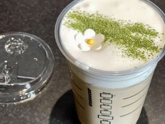 冰星巴克山茶花漾拿铁-星巴克臻选(天津河东万达店)