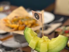 -Mark&Mars Restaurant