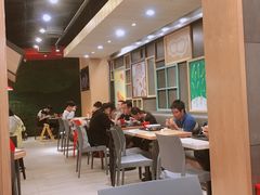 靠窗位-永和大王(浦东南路店)