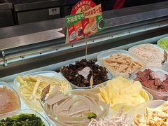 -成都你六姐·牛肉冒菜(城市集市合生汇店)