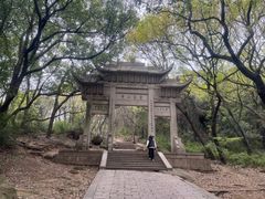 -灵岩山风景区