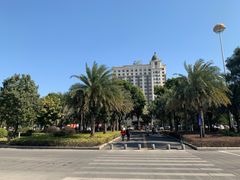 -江门新会碧桂园凤悦凤凰酒店(万达广场店)