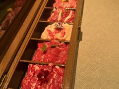 -左庭右院鲜牛肉火锅黑金店(陆家嘴中心店)