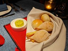 -弦月窗LUNETTE BY AMANDA(复兴路店)