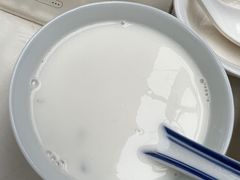 -肥仔文澳门猪骨煲(南京西路店)