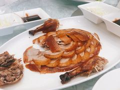 金牌片皮鸭-亢龙太子酒轩(东湖店)