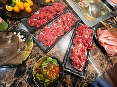 -牛里牛气· 榴莲海鲜鲜牛肉自助火锅·烤肉(横岗店)