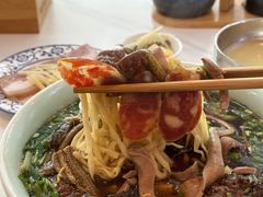 -镇南锅盖面馆(解放路店)