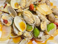 爆炒花斑蛤-温州一家人美食(西木头市店)