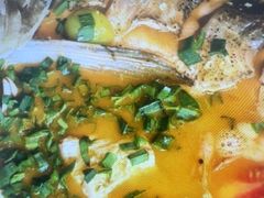 酱烧三鲜鱼头王-炊江南·上海菜(国展华漕店)