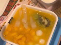 -满记甜品(优客百盛店)