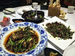 -铜锣湾·有麝自然香(渝北财富中心店)