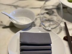 餐具摆设-遇外滩(BFC外滩金融中心店)