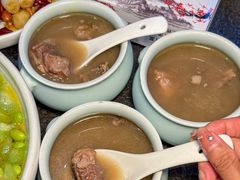 -万重锦·人文川菜馆(骡马市店)