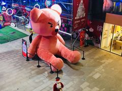 -绿地缤纷城-停车场