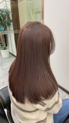 点击看大图 -V8潮牌·接发烫染连锁