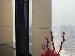 -唐拉雅秀酒店-西锦汇空中BBQ·思创餐厅