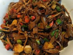 烟笋腊肉-辣得叫湘菜(四明店)