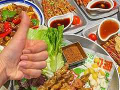 -威记烧嘢·南宁烧烤·超级生牛(绿地店)