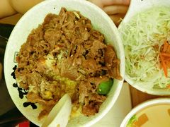 -熊吞·大碗丼烧肉饭(济宁万达广场店)