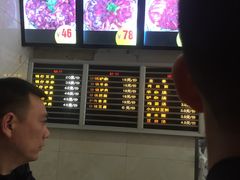 -闫家驴肉老店(华电一校店)
