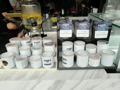 -UNI UNI(环亚凯瑟琳店)