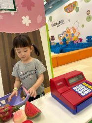 -莫莉幻想儿童乐园(三河燕郊永旺店)