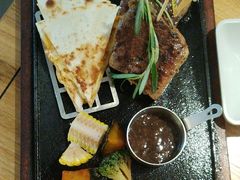 -豪客来牛排(重庆三峡广场步行街1704店)