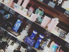 零售区-星巴克(杭州桐庐立山国际店)
