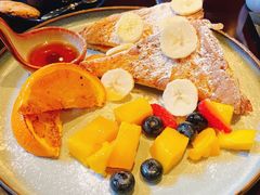 法式吐司配新鲜水果-blue frog蓝蛙(长泰广场店)