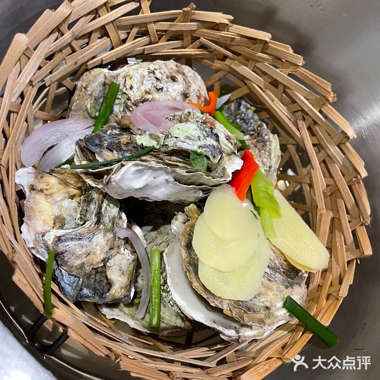 万物皆可啫的小亭喊你吃生蚝了